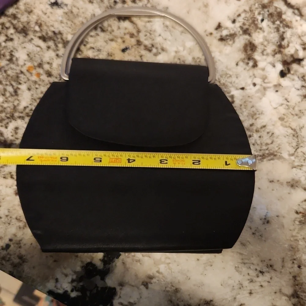 Reaction Kenneth Cole black bag metal hand strap evening bag mini bag Purse